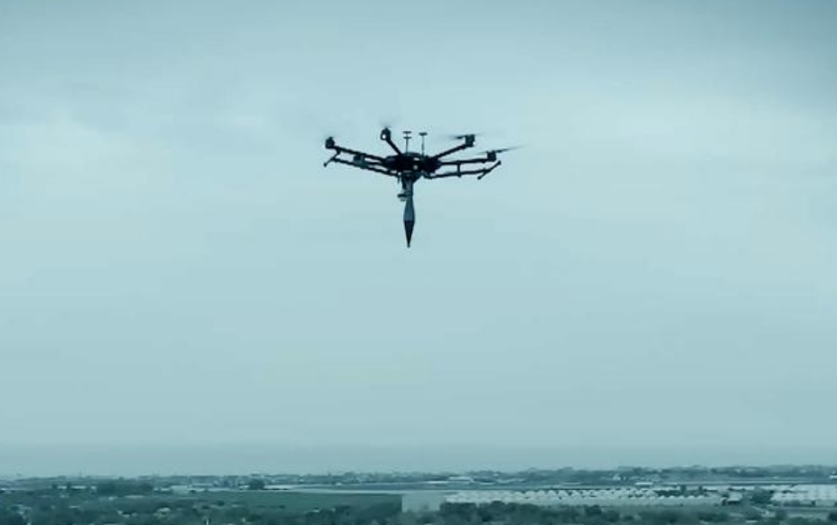 Jaké jsou potíže při odhalování dronů v radarových systémech?